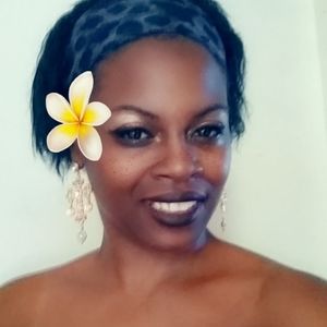 Meet your Posher, Whitney